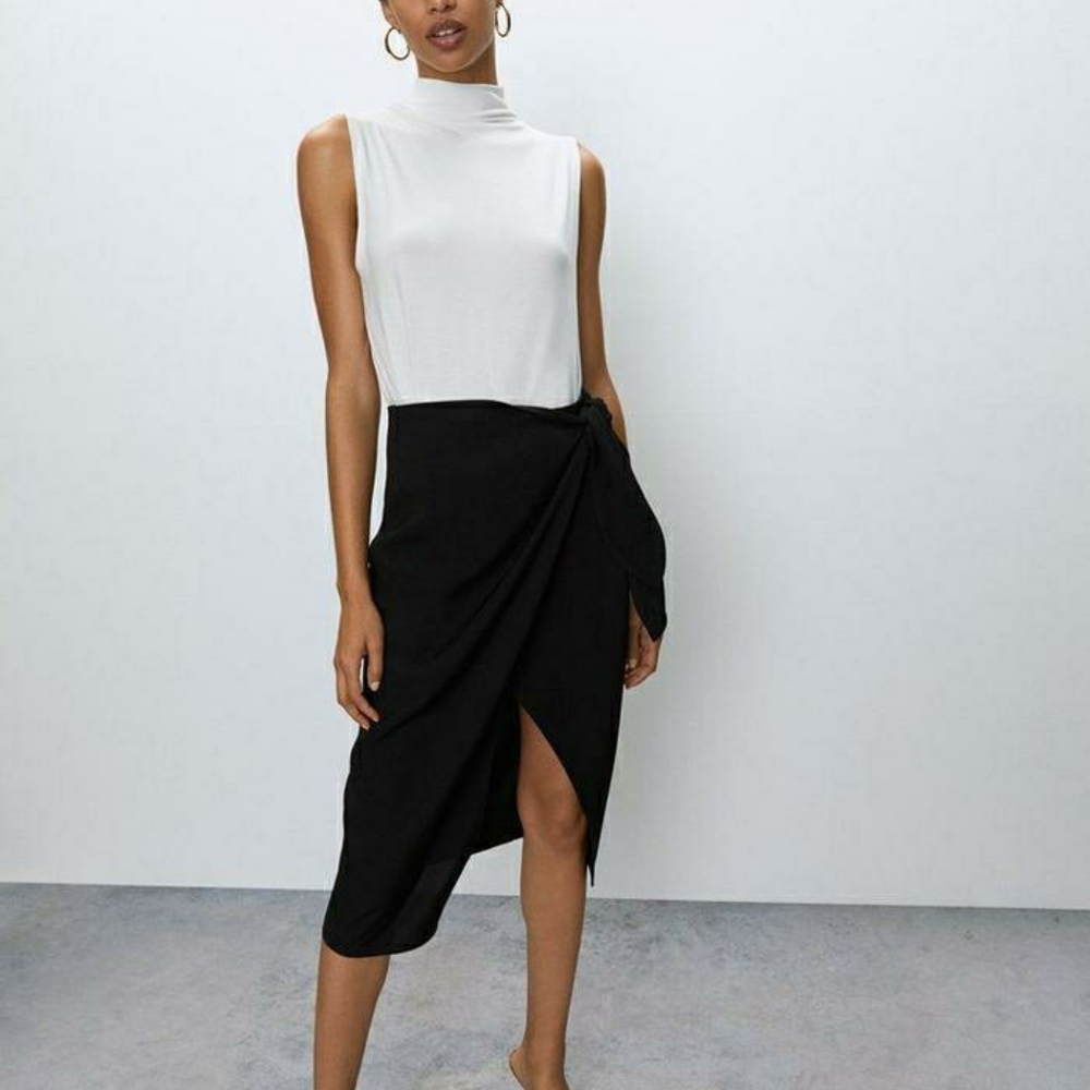 Babaton Burdekin Wrap Skirt Black size small